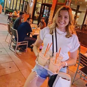 Meet your Posher, Maggie